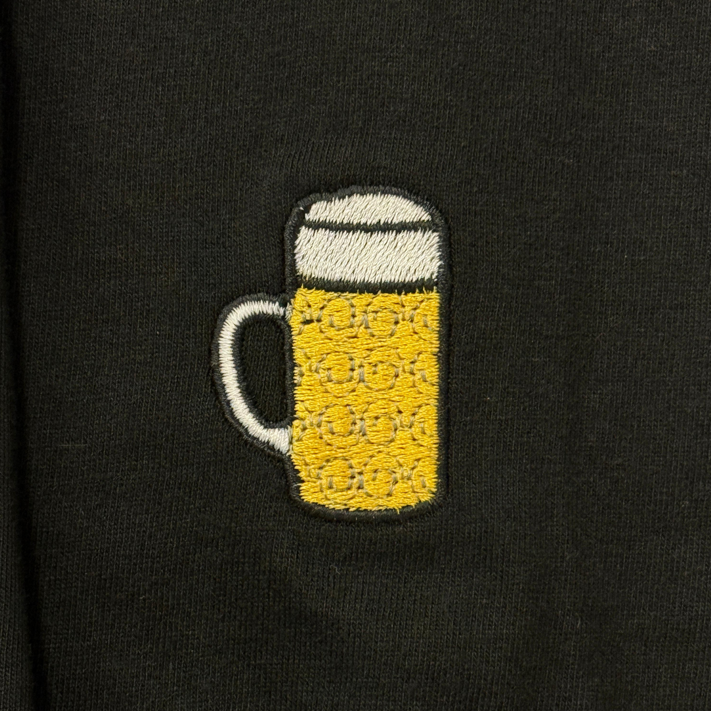 bestickter Bierkrug(Unisex Hoodie)