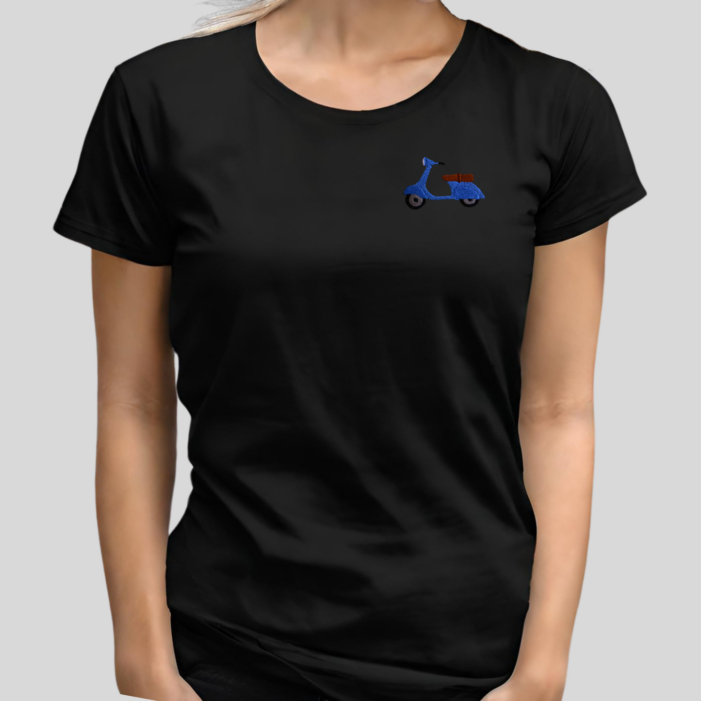 gestickter Roller (Damen T-Shirt)