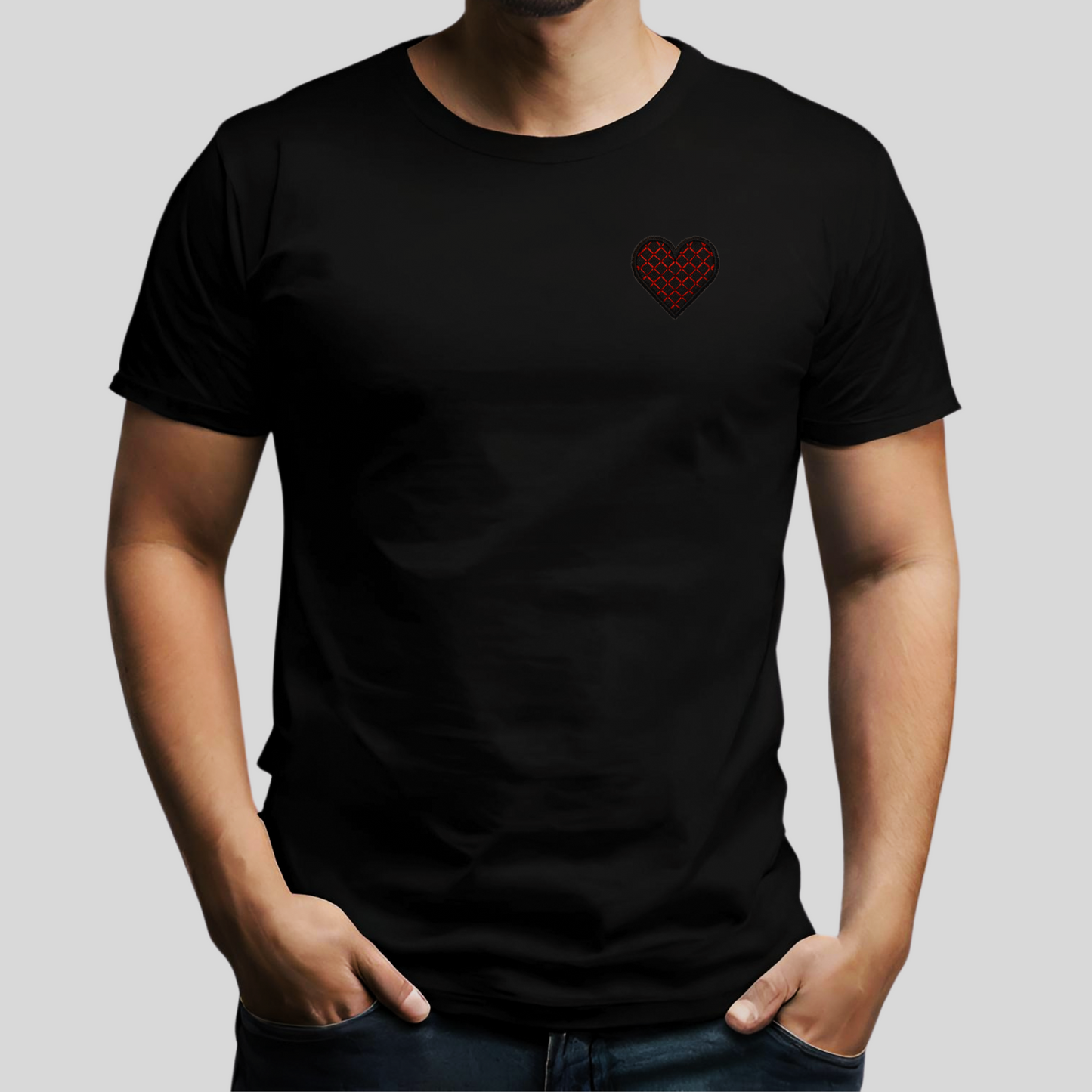 gesticktes Herz mit Muster(Herren T-Shirt)